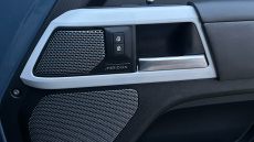 Land Rover Defender 3.0 D250 X-Dynamic SE 90 3dr Auto Diesel Estate